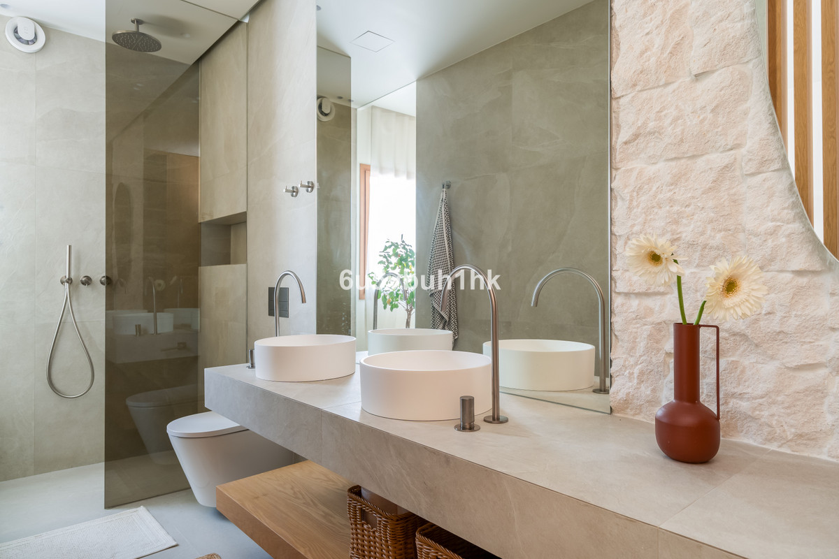 Appartement te koop in Nueva Andalucía | 4 slaapkamers H5421829