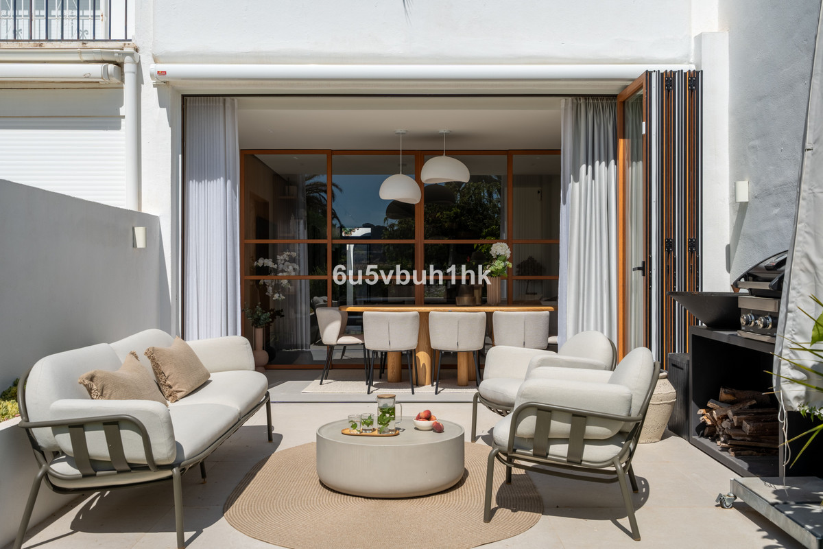 Appartement te koop in Nueva Andalucía | 4 slaapkamers H5421829