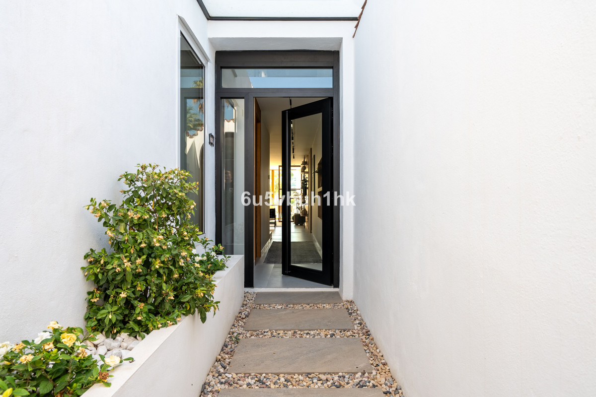 Appartement te koop in Nueva Andalucía | 4 slaapkamers H5421829
