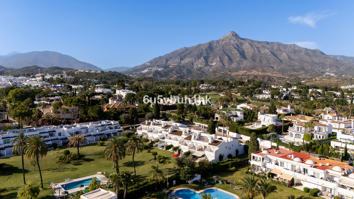 Appartement te koop in Nueva Andalucía | 4 slaapkamers H5421829