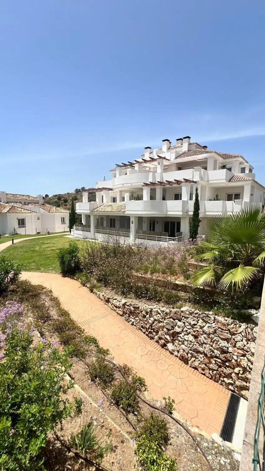 Appartement te koop in Nueva Andalucía | 2 slaapkamers H5423332