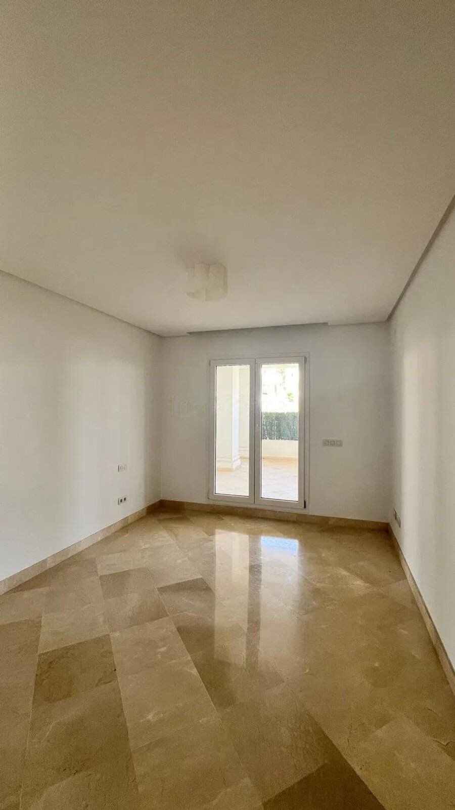 Appartement te koop in Nueva Andalucía | 2 slaapkamers H5423332