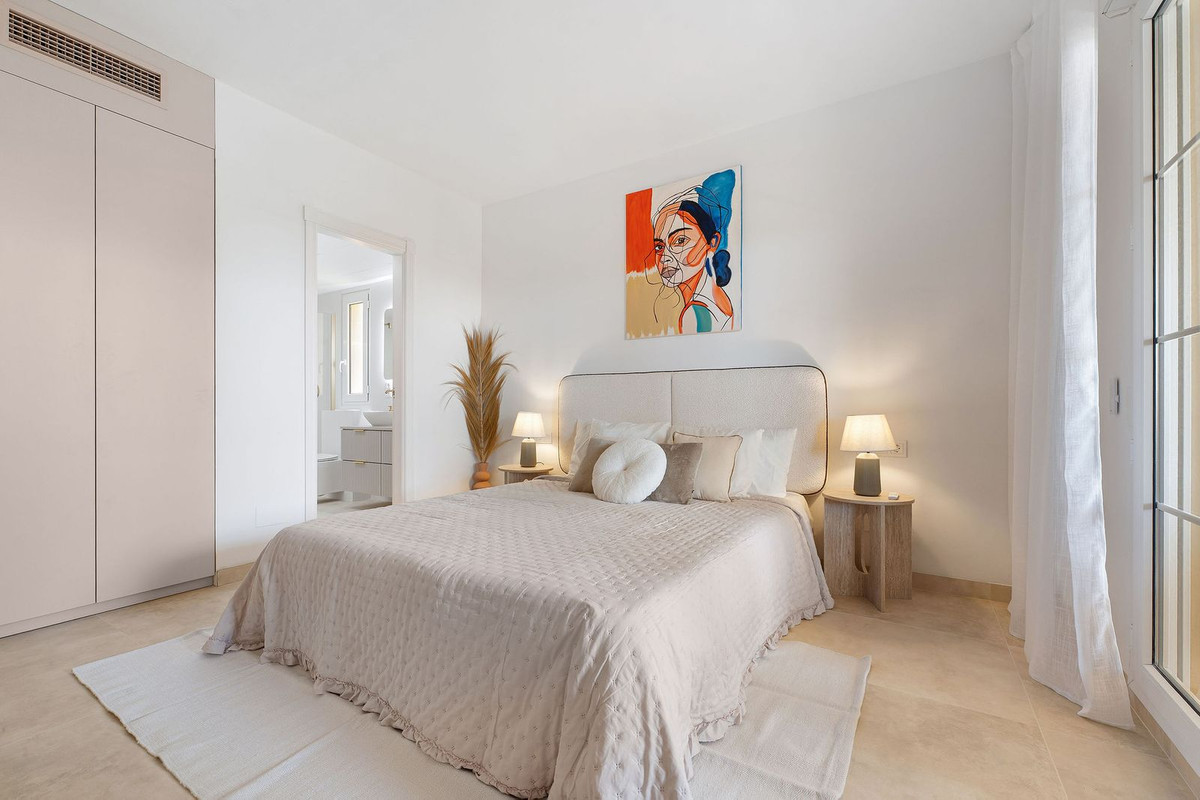 Appartement te koop in Nueva Andalucía | 3 slaapkamers H5423398