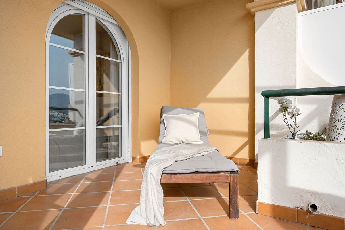 Appartement te koop in Nueva Andalucía | 2 slaapkamers H5427946