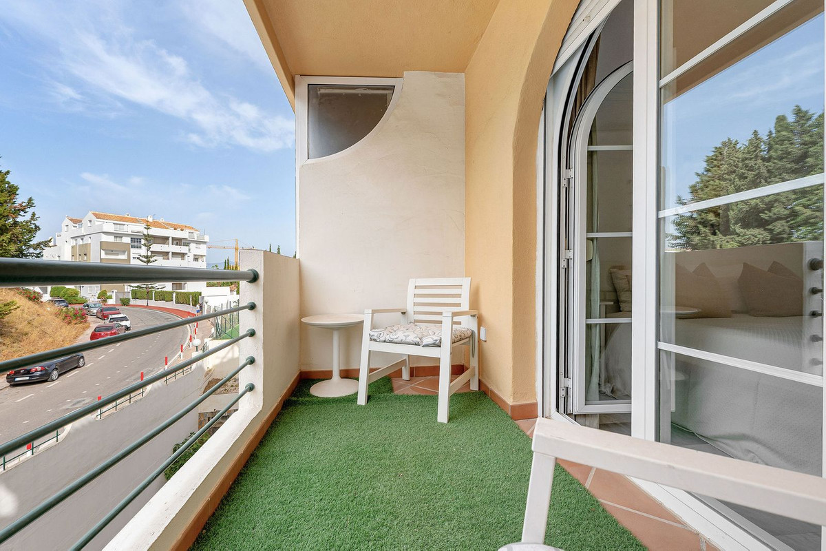 Appartement te koop in Nueva Andalucía | 2 slaapkamers H5427946