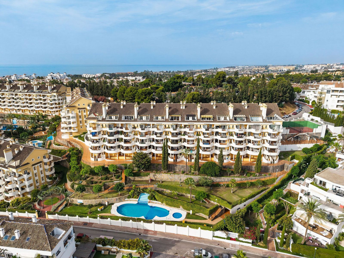 Appartement te koop in Nueva Andalucía | 2 slaapkamers H5427946