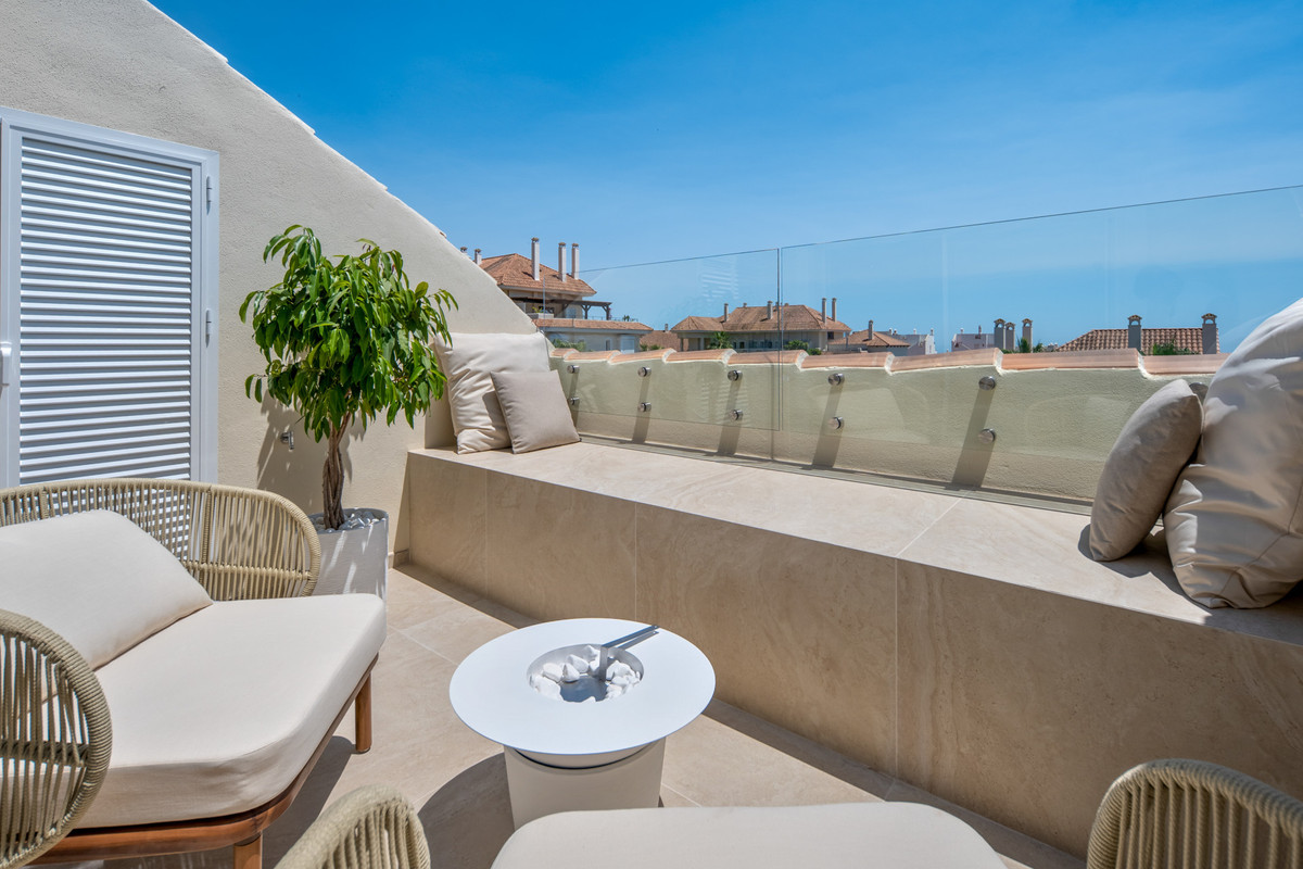 Appartement te koop in Nueva Andalucía | 3 slaapkamers H5428030