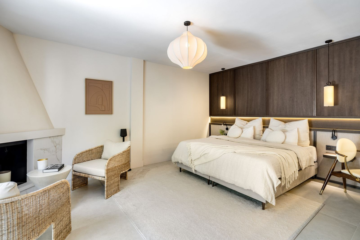 Appartement te koop in Nueva Andalucía | 5 slaapkamers H5429575