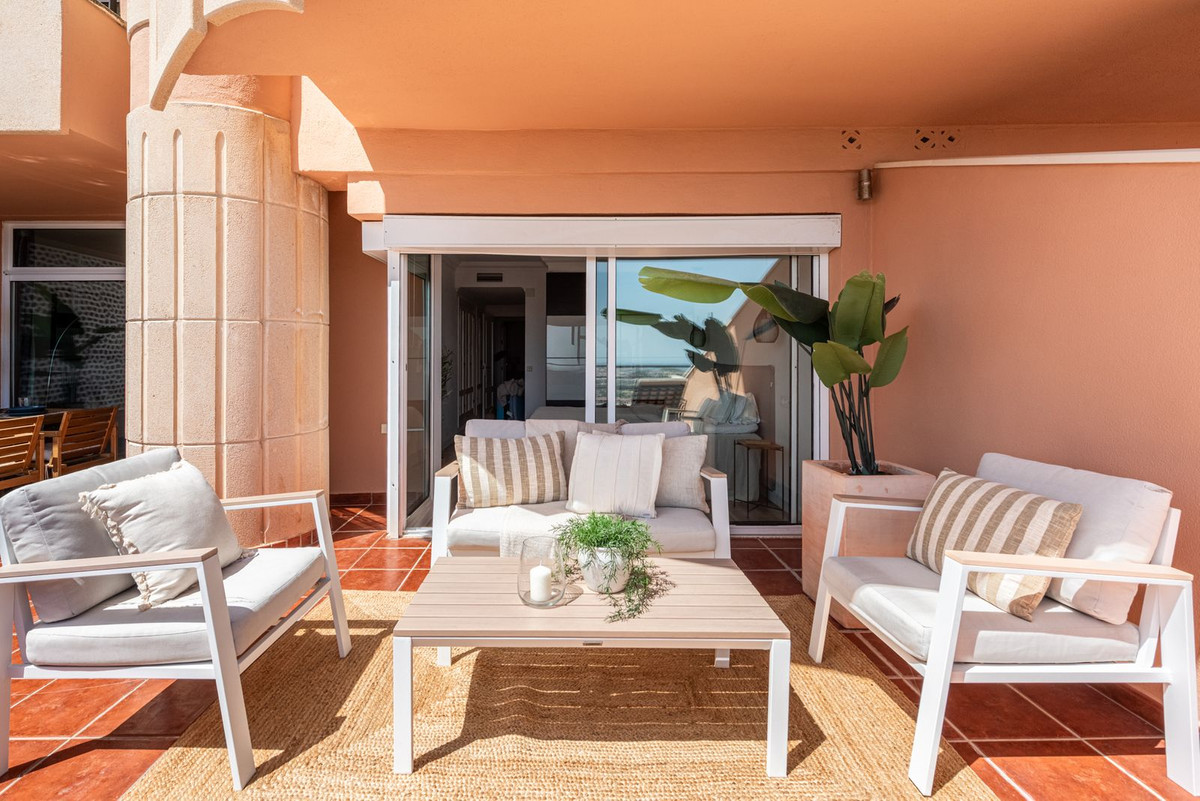 Appartement te koop in Nueva Andalucía | 2 slaapkamers H5429632