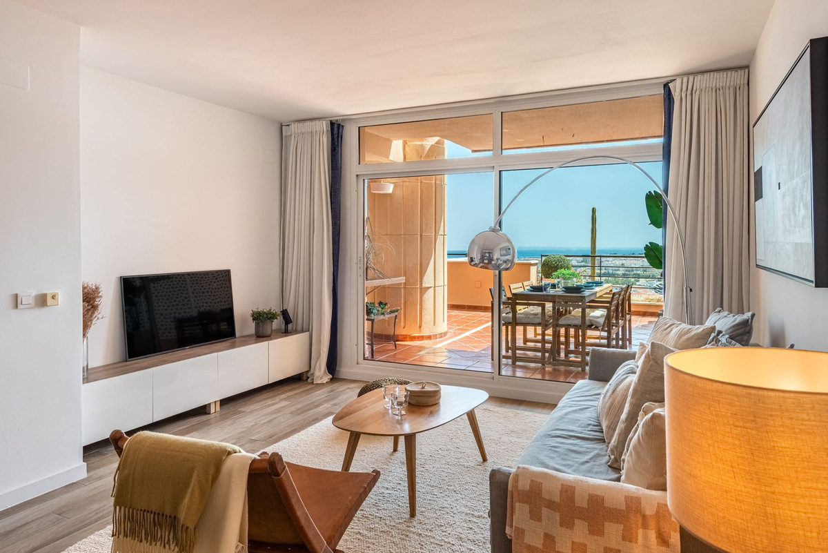 Appartement te koop in Nueva Andalucía | 2 slaapkamers H5429632