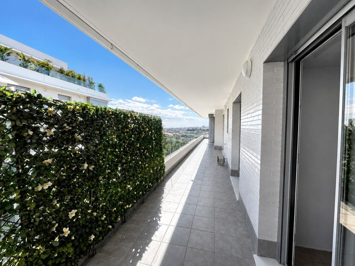 Appartement te koop in Nueva Andalucía | 4 slaapkamers H5430508