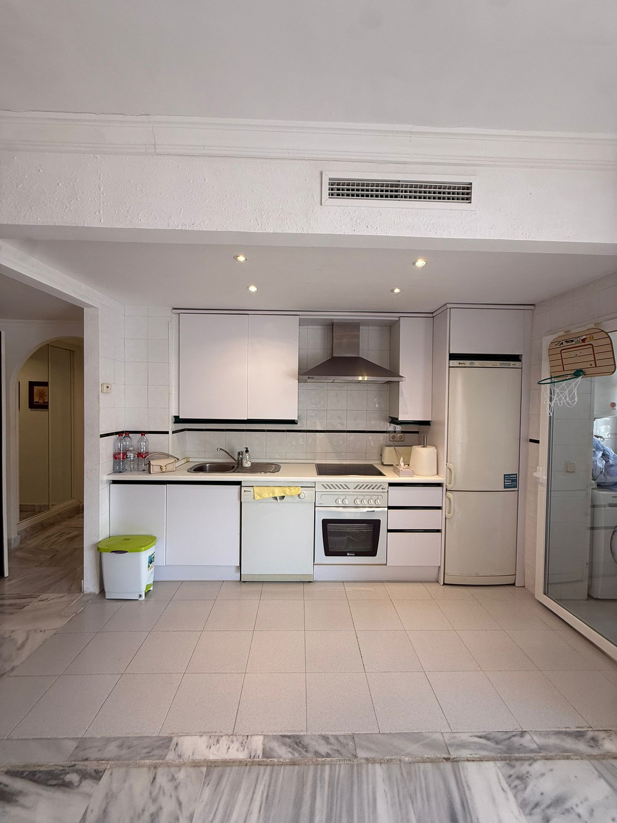 Appartement te koop in Nueva Andalucía | 2 slaapkamers H5431426