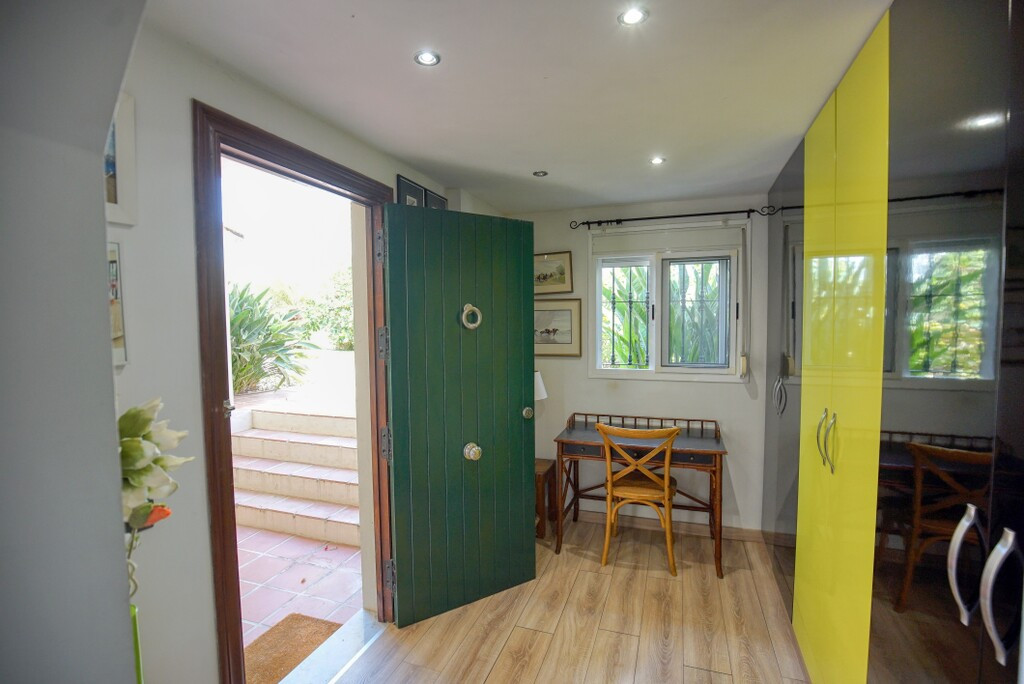 Appartement te koop in Nueva Andalucía | 4 slaapkamers H5432911