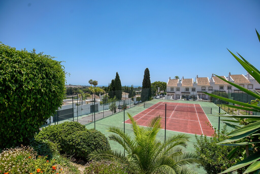 Appartement te koop in Nueva Andalucía | 4 slaapkamers H5432911