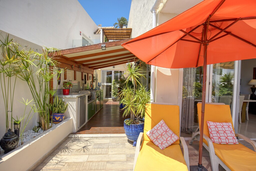Appartement te koop in Nueva Andalucía | 4 slaapkamers H5432911