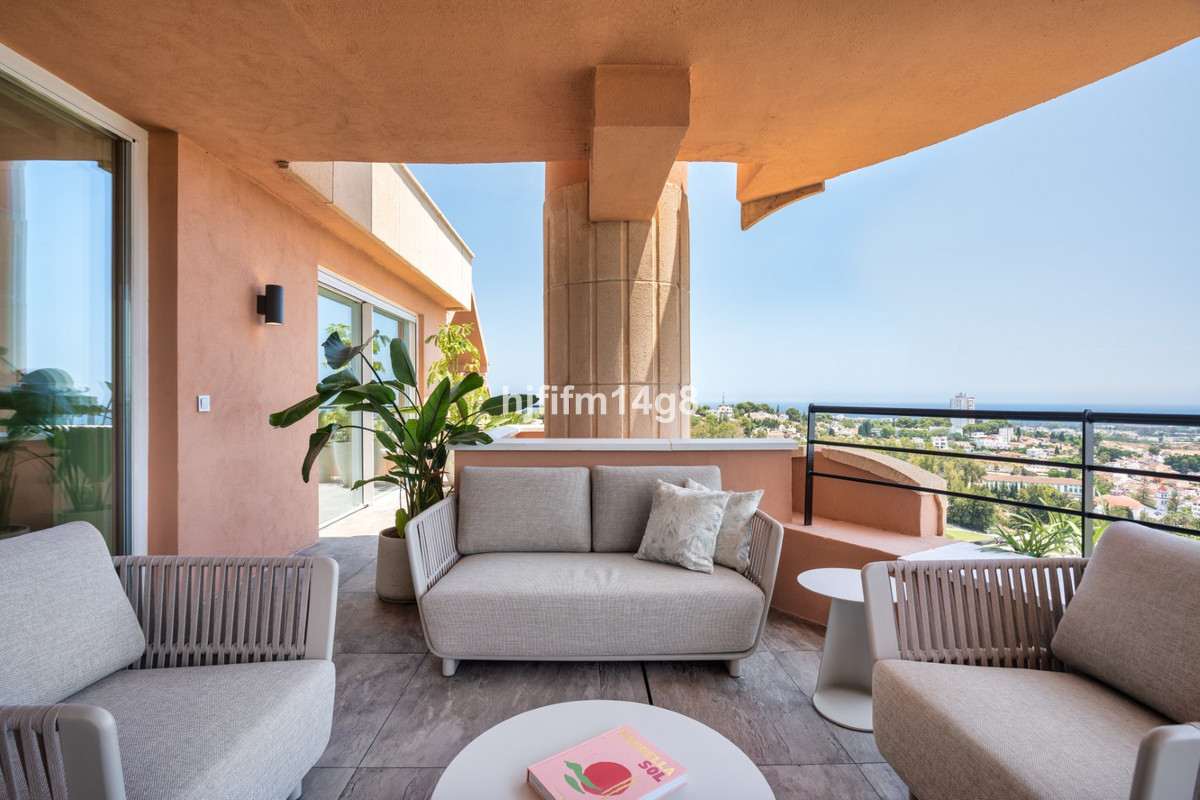 Appartement te koop in Nueva Andalucía | 3 slaapkamers H5435245