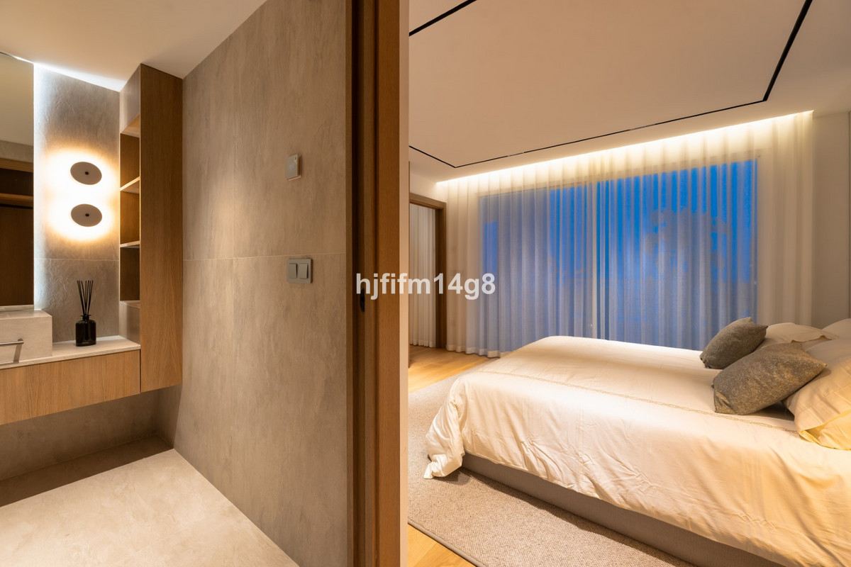 Appartement te koop in Nueva Andalucía | 3 slaapkamers H5435245