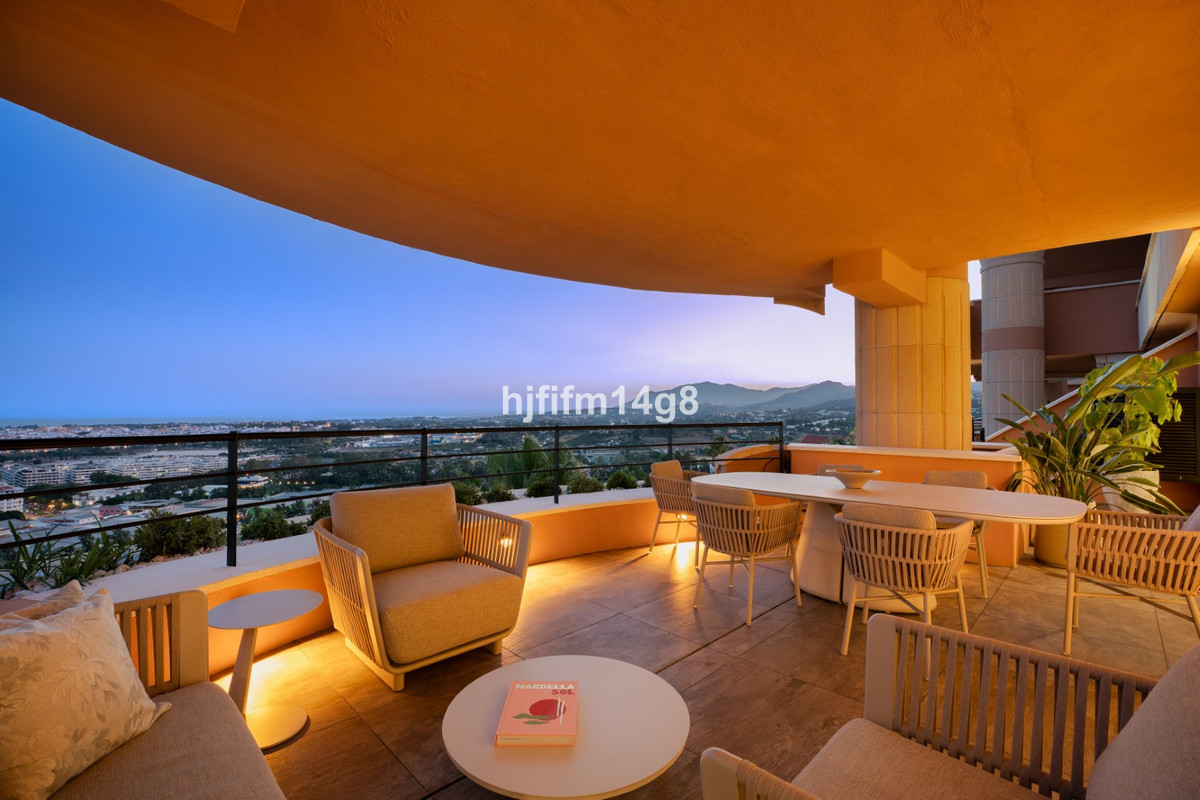 Appartement te koop in Nueva Andalucía | 3 slaapkamers H5435245