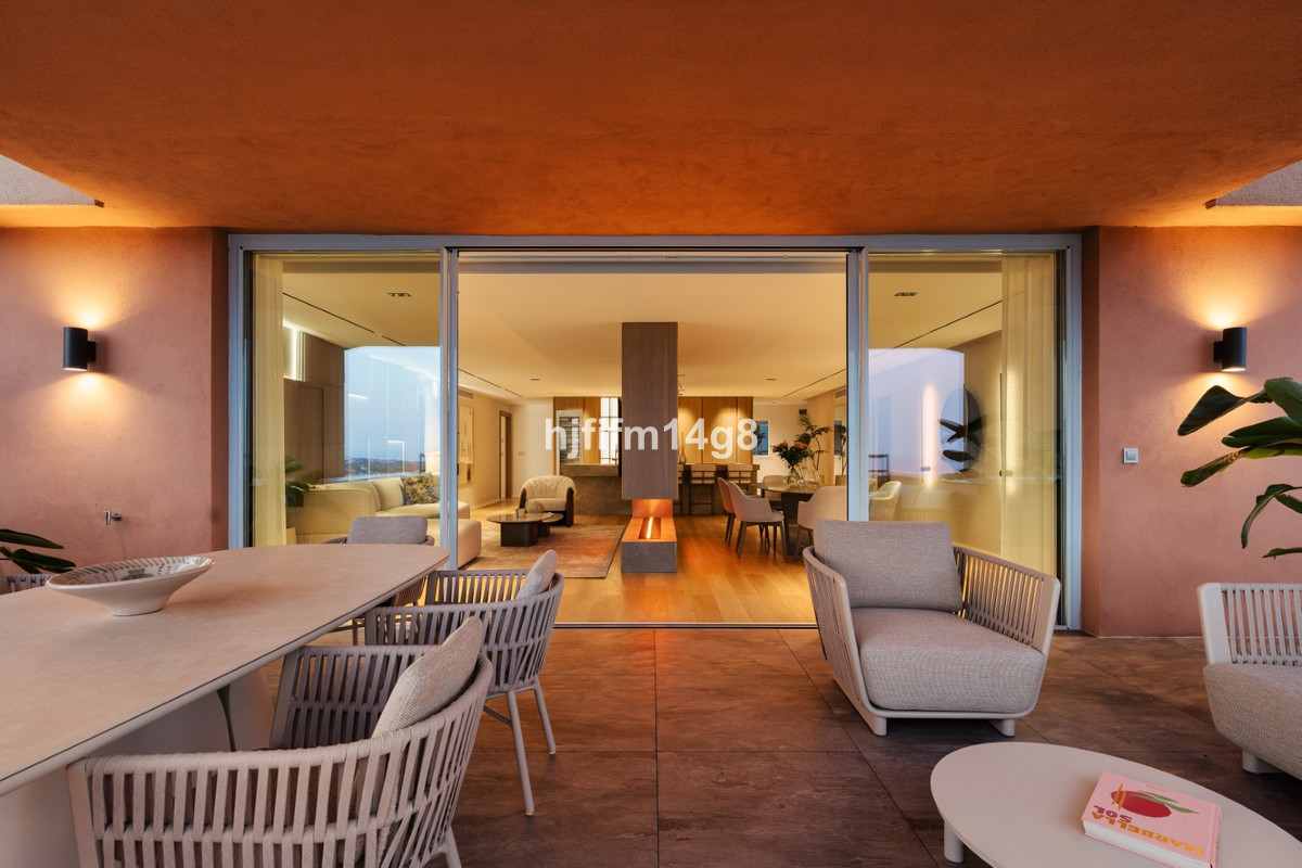 Appartement te koop in Nueva Andalucía | 3 slaapkamers H5435245