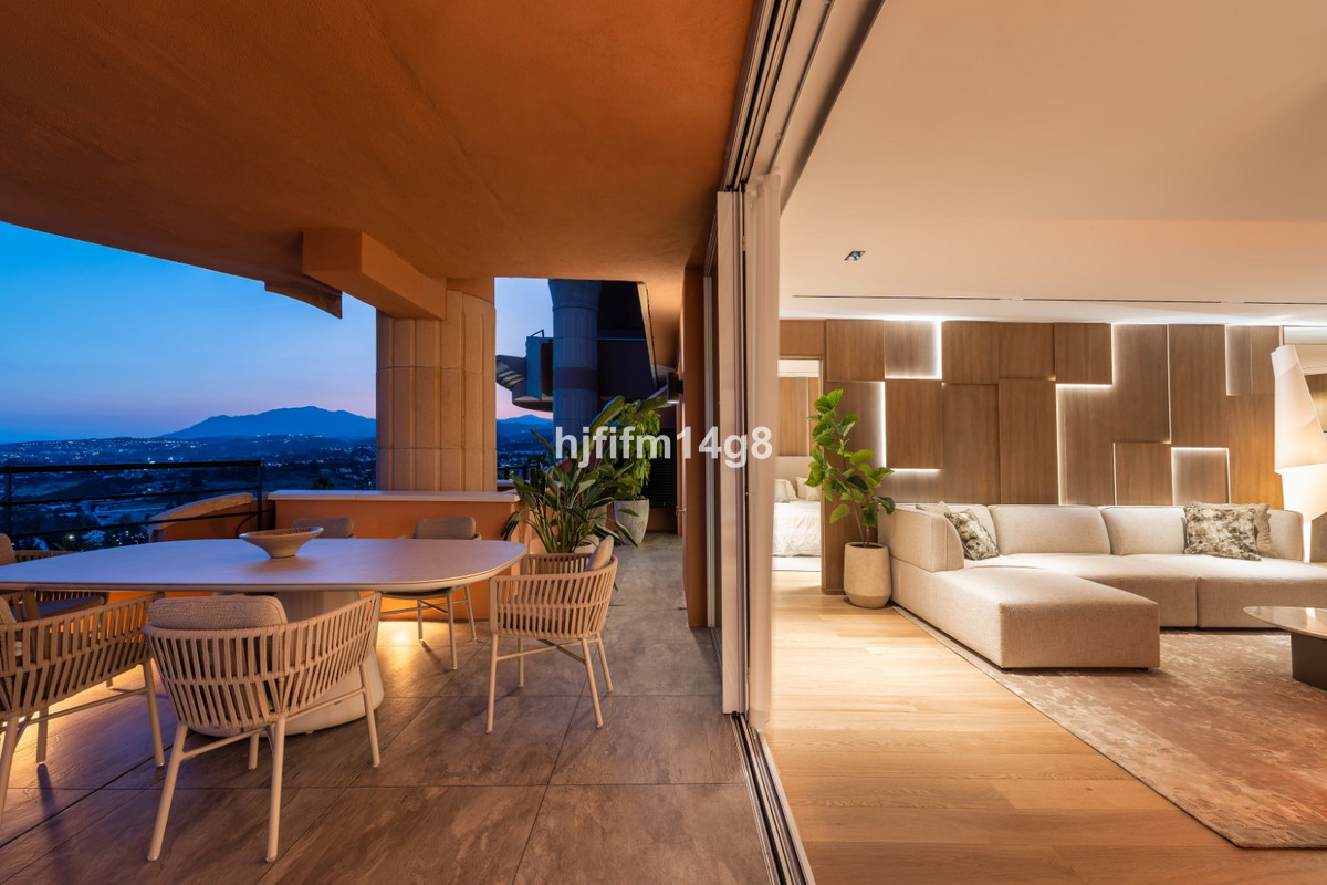 Appartement te koop in Nueva Andalucía | 3 slaapkamers H5435245