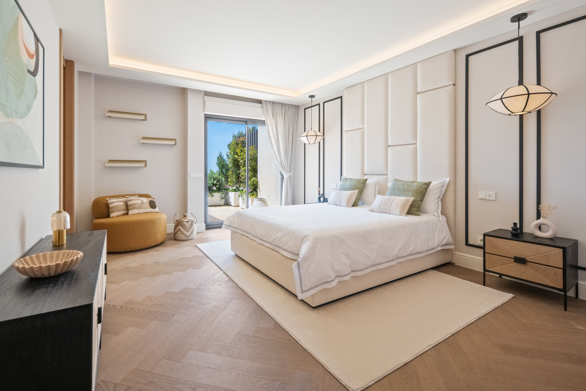 Appartement te koop in Nueva Andalucía | 5 slaapkamers H5435302