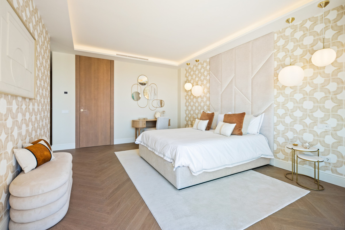 Appartement te koop in Nueva Andalucía | 5 slaapkamers H5435302