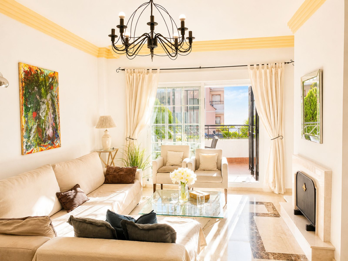Appartement te koop in Nueva Andalucía | 3 slaapkamers H5437414