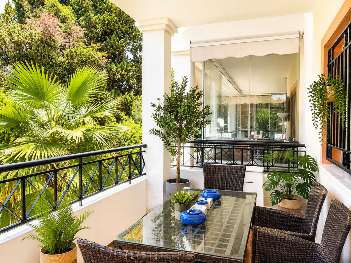 Appartement te koop in Nueva Andalucía | 3 slaapkamers H5437414