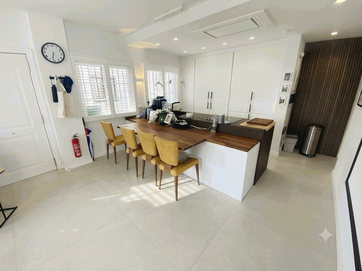 Appartement te koop in Nueva Andalucía | 2 slaapkamers H5438803