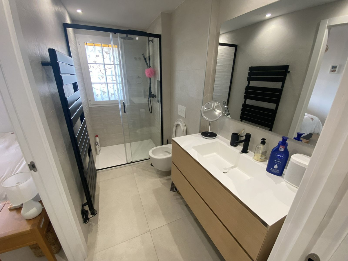 Appartement te koop in Nueva Andalucía | 2 slaapkamers H5438803
