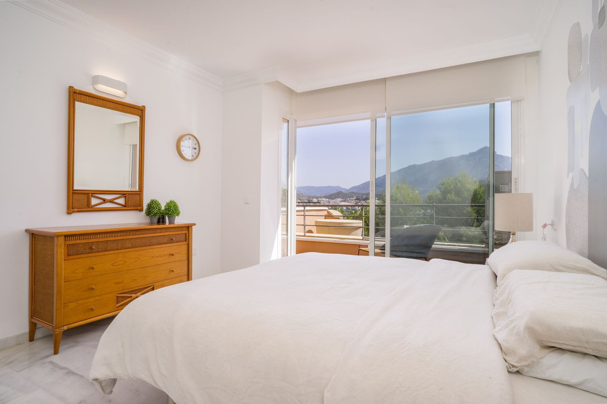 Appartement te koop in Nueva Andalucía | 2 slaapkamers H5439793