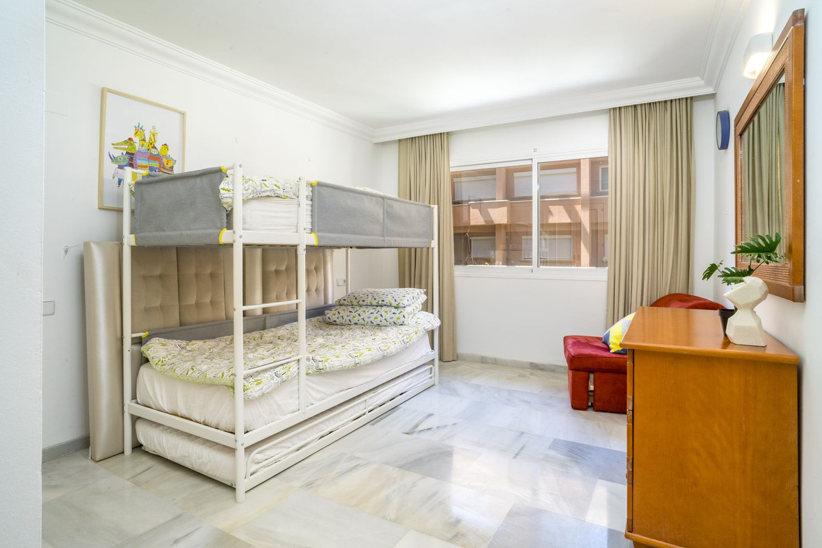 Appartement te koop in Nueva Andalucía | 2 slaapkamers H5439793