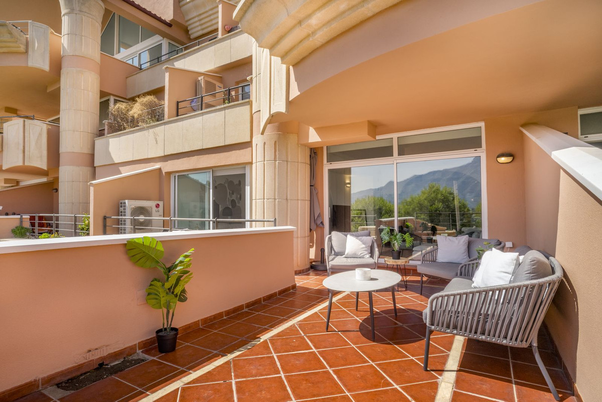 Appartement te koop in Nueva Andalucía | 2 slaapkamers H5439793