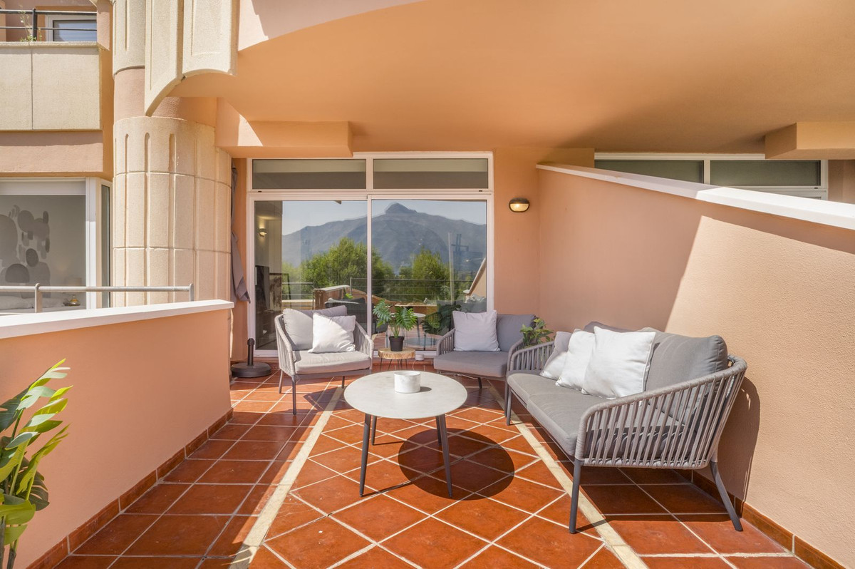 Appartement te koop in Nueva Andalucía | 2 slaapkamers H5439793