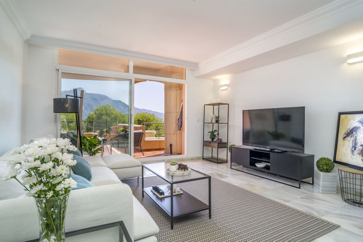 Appartement te koop in Nueva Andalucía | 2 slaapkamers H5439793