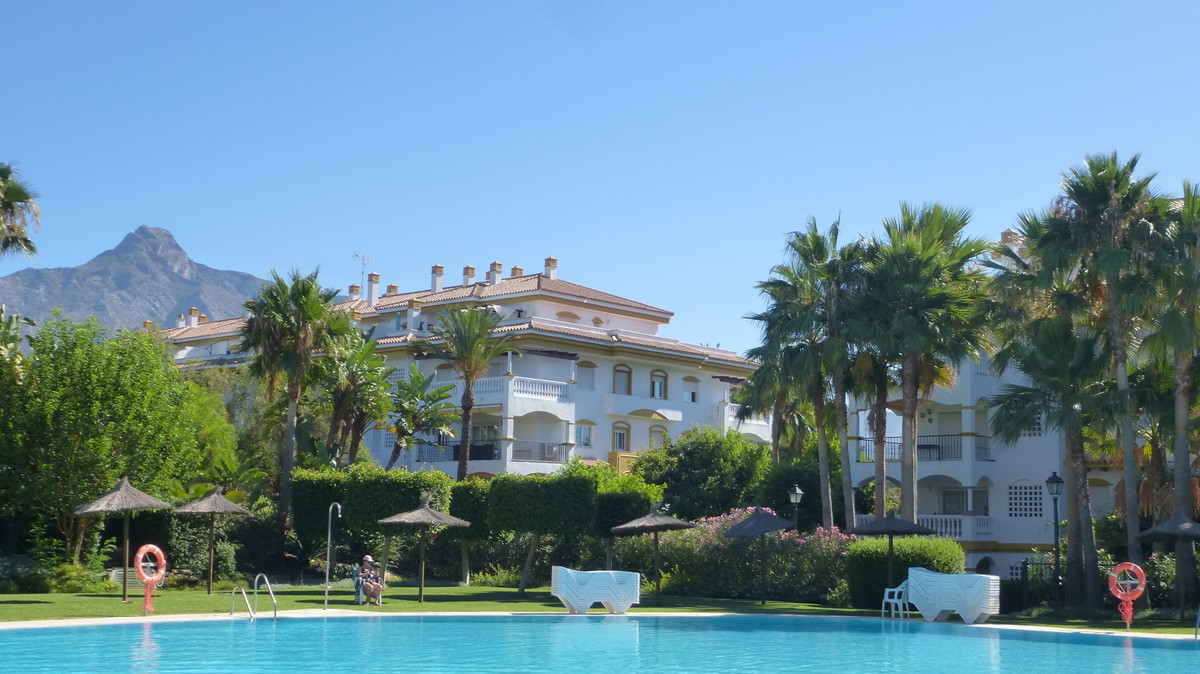 Appartement te koop in Nueva Andalucía | 3 slaapkamers H5440024