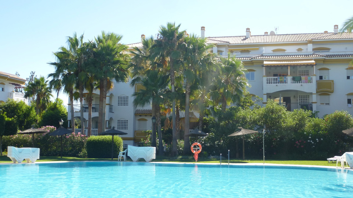 Appartement te koop in Nueva Andalucía | 3 slaapkamers H5440024