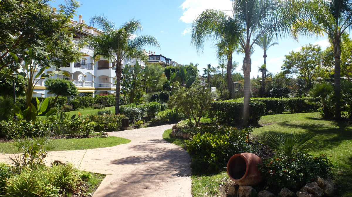 Appartement te koop in Nueva Andalucía | 3 slaapkamers H5440024