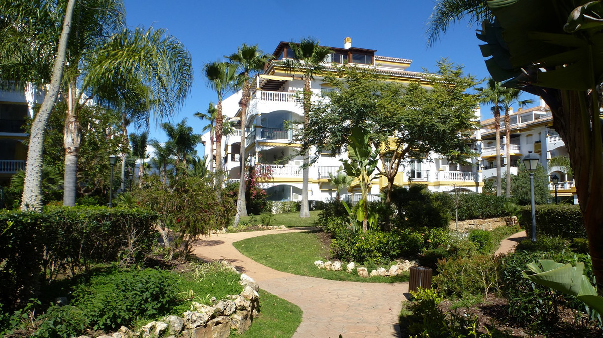 Appartement te koop in Nueva Andalucía | 3 slaapkamers H5440024