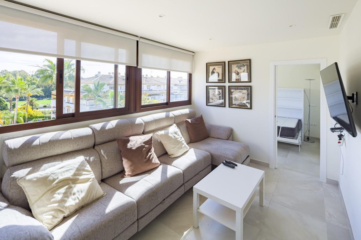 Appartement te koop in Nueva Andalucía | 3 slaapkamers H5440024