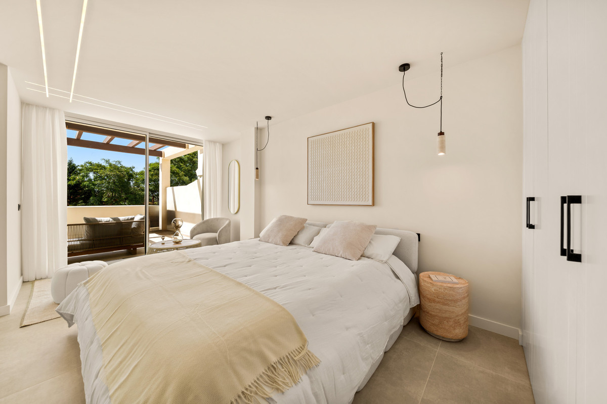 Appartement te koop in Nueva Andalucía | 3 slaapkamers H5440726