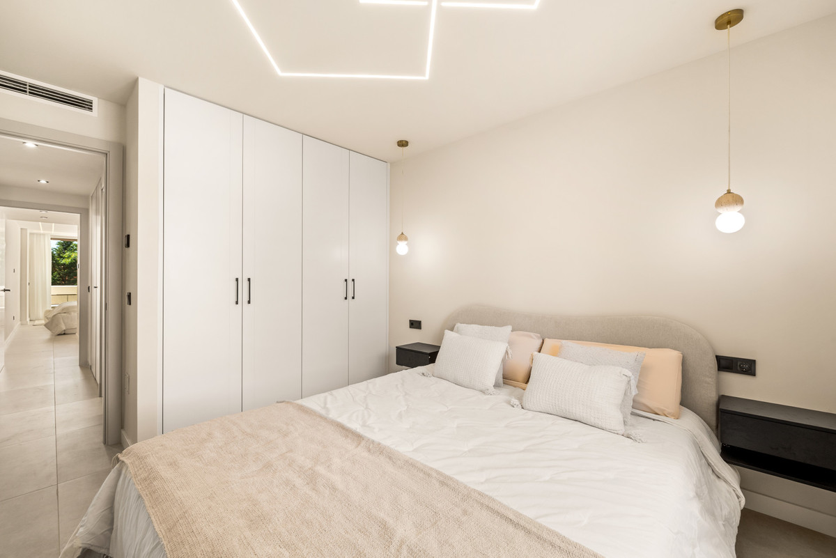Appartement te koop in Nueva Andalucía | 3 slaapkamers H5440726