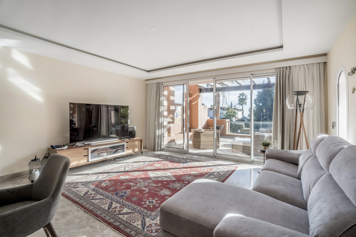Appartement te koop in Nueva Andalucía | 3 slaapkamers H5441611