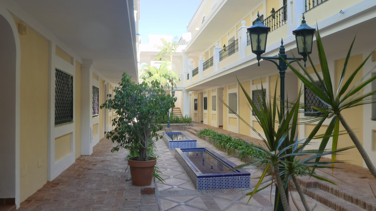 Appartement te koop in Nueva Andalucía | 2 slaapkamers H5441809