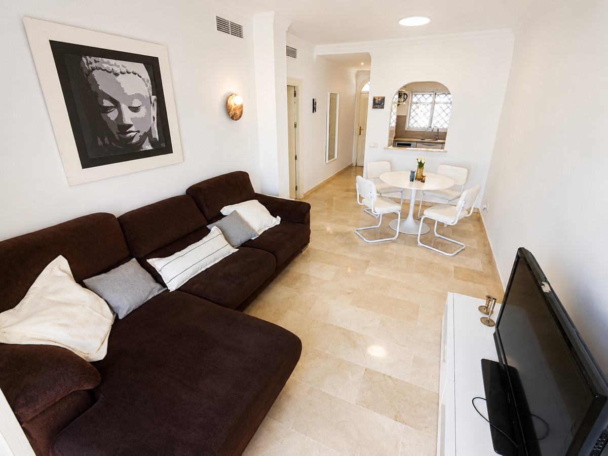 Appartement te koop in Nueva Andalucía | 2 slaapkamers H5441809