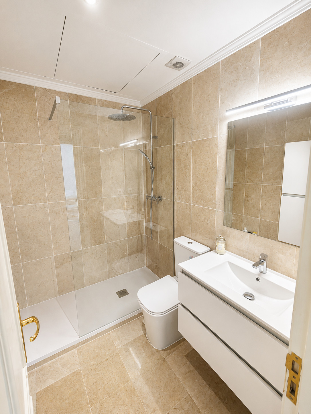 Appartement te koop in Nueva Andalucía | 2 slaapkamers H5441809