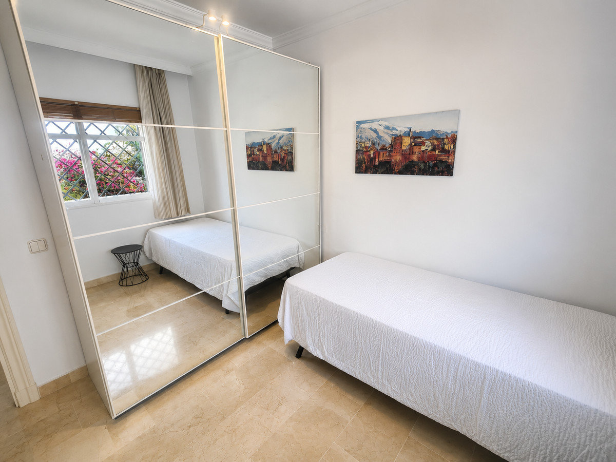 Appartement te koop in Nueva Andalucía | 2 slaapkamers H5441809