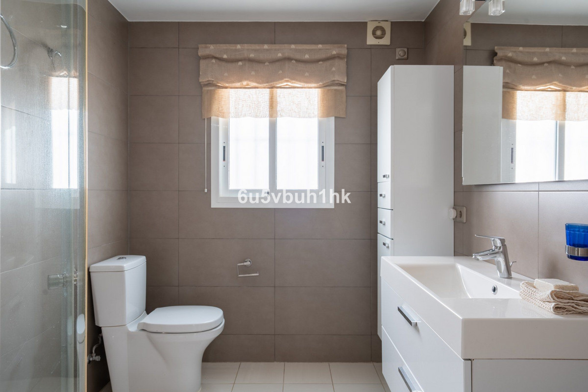 Appartement te koop in Nueva Andalucía | 2 slaapkamers H5441923