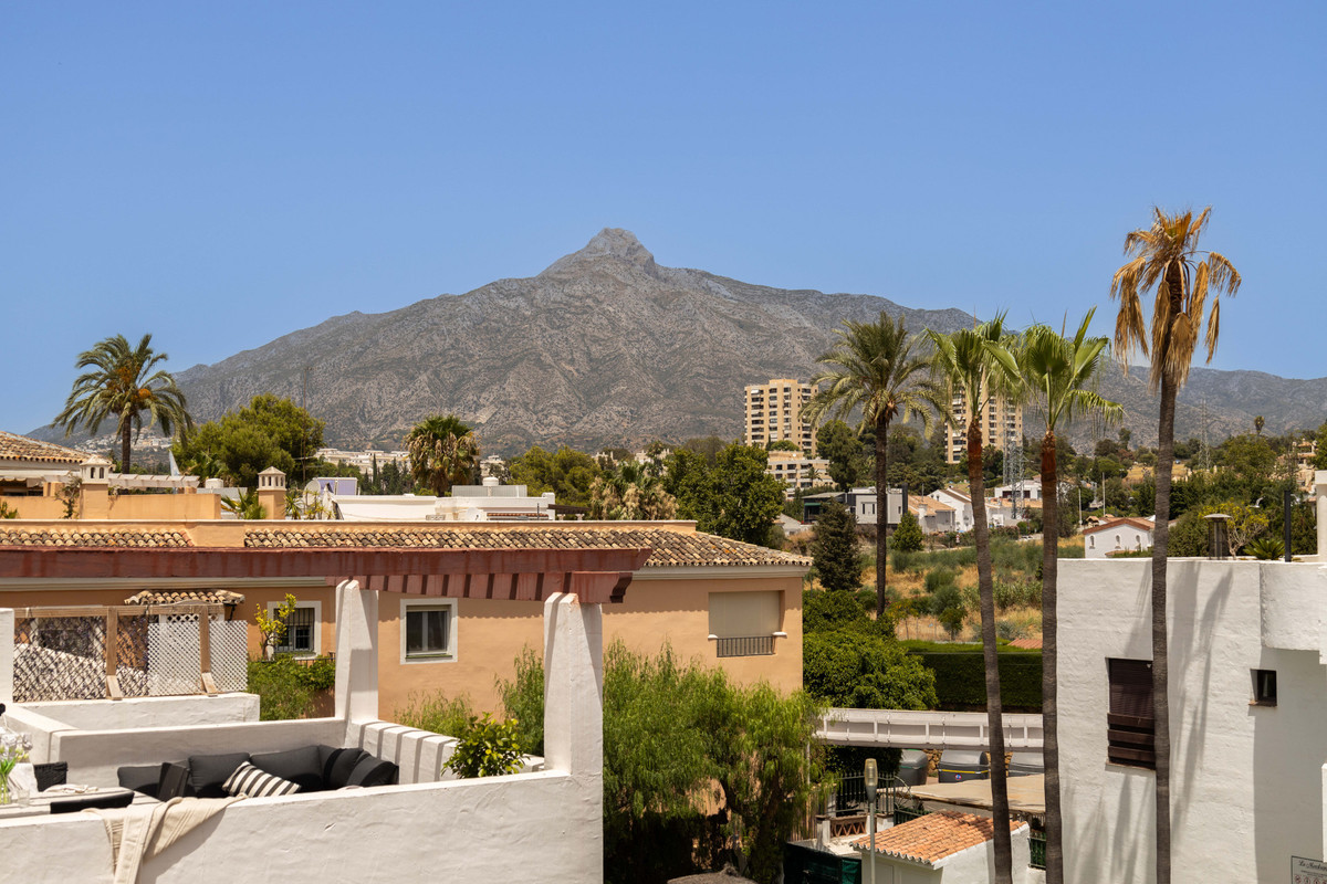 Appartement te koop in Nueva Andalucía | 3 slaapkamers H5443771