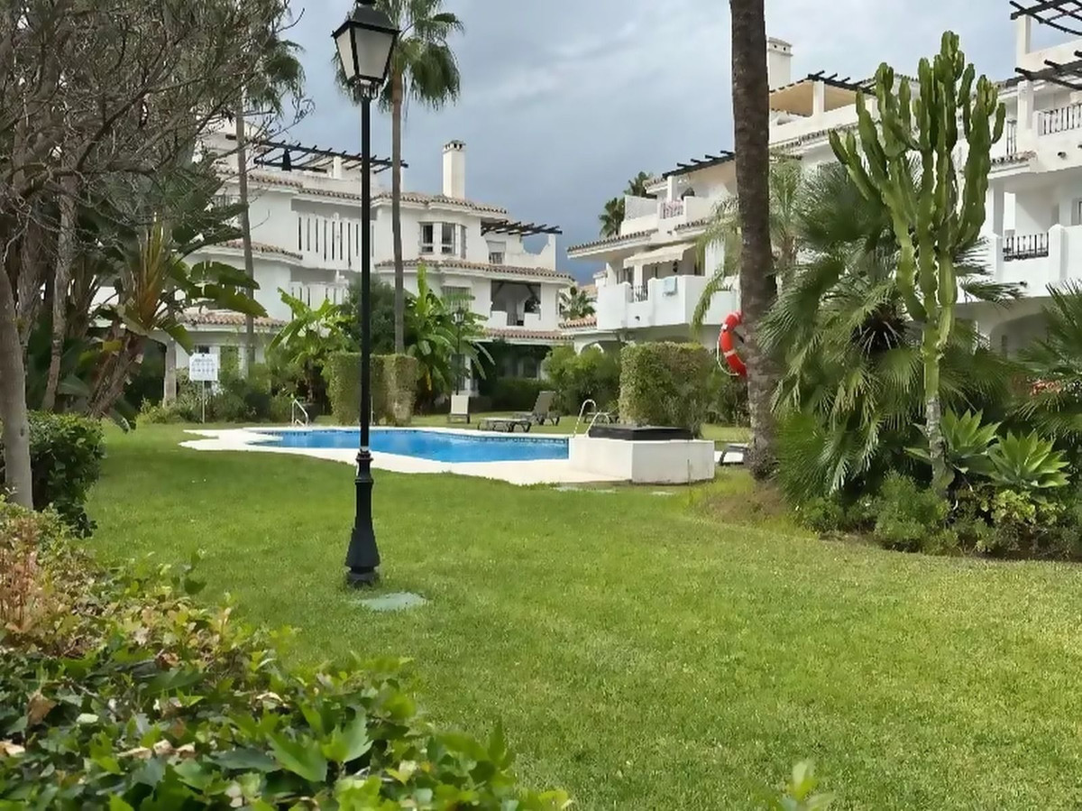 Appartement te koop in Nueva Andalucía | 3 slaapkamers H5444410
